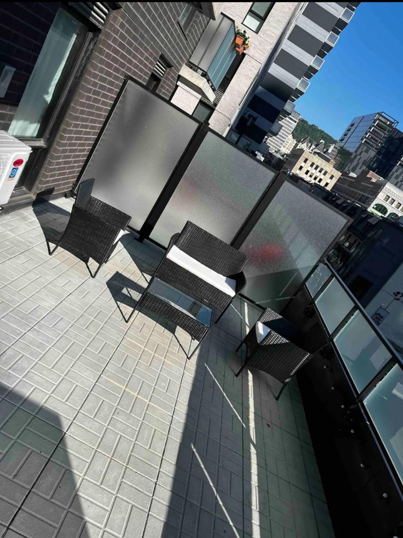 Condo In The Heart Of Downtown Montréal Extérieur photo
